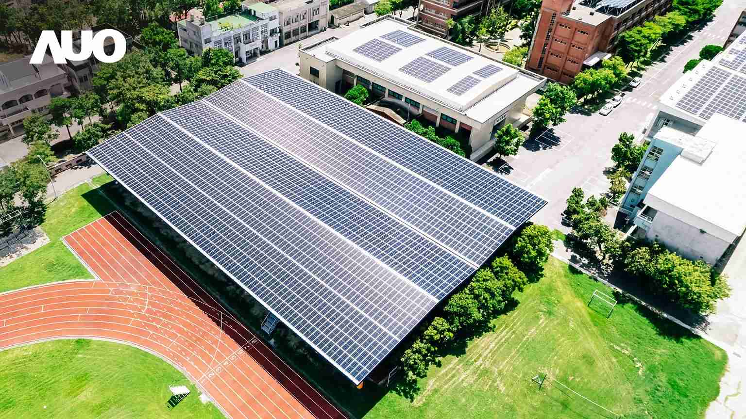 OBPaySunSteel光电整合型浪板具备快速安装、、轻量化优势，，可提升15%发电效能，，，通过国际IEC与台湾VPC认证安全、、、、防漏、、耐候标准